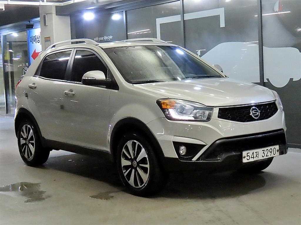 뉴코란도C 2WD 2.0 CVT 고급형 2014년식