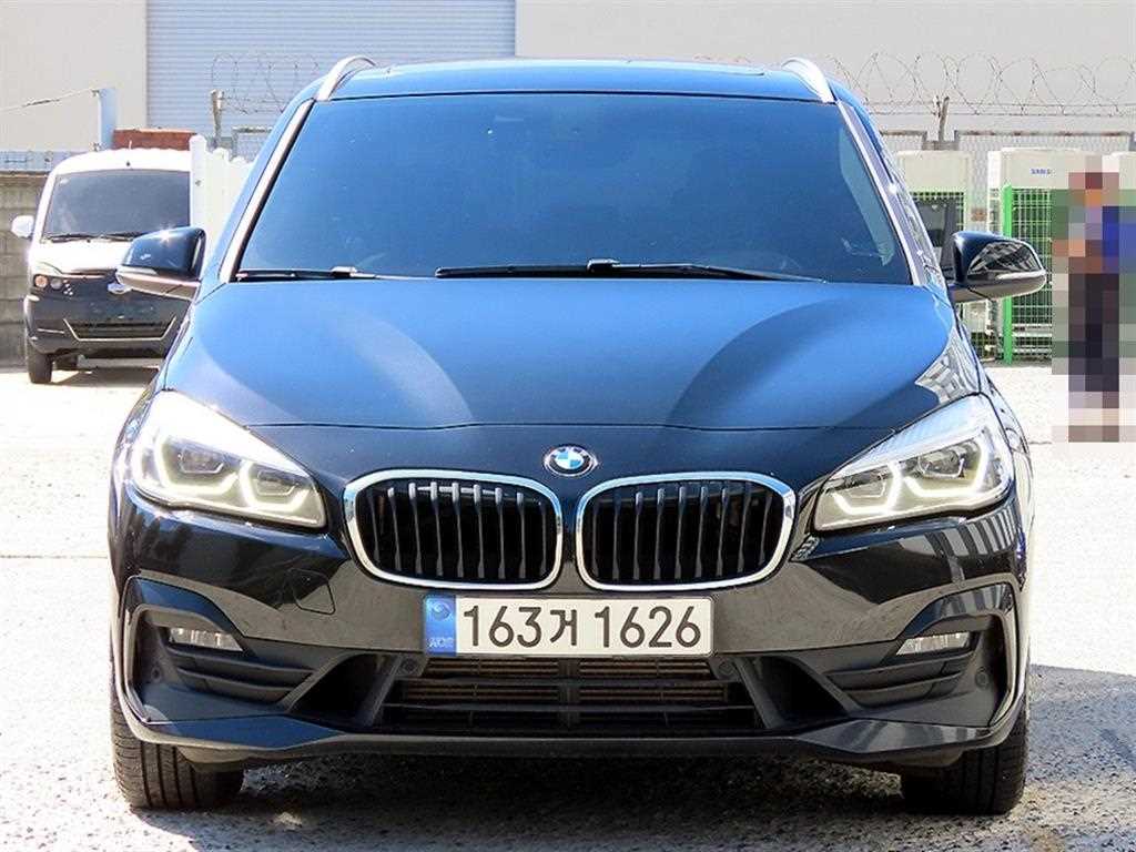 BMW 2시리즈 스포트 사진