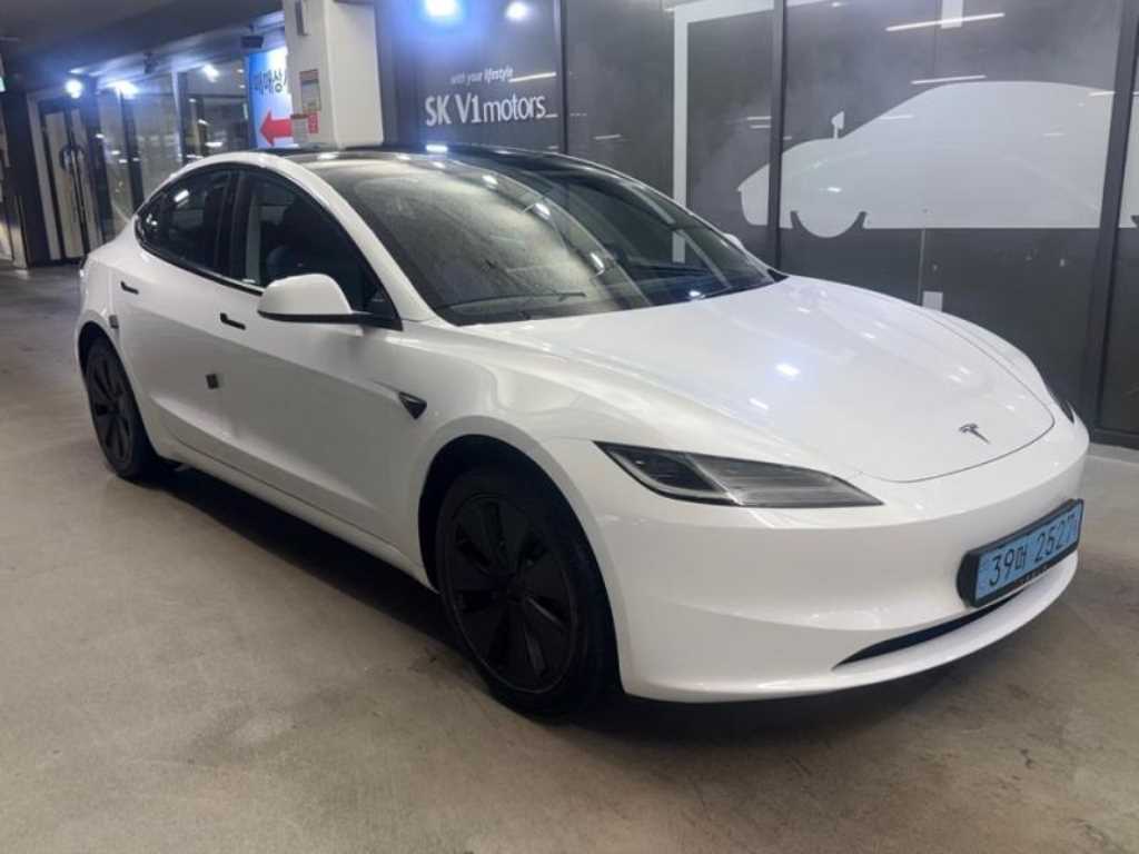 모델 3 RWD 2024년식