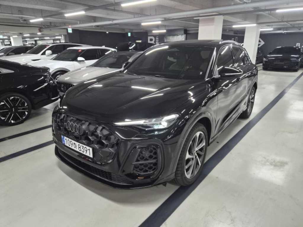 Q5 (80A) 45 TFSI 콰트로 S-라인 2025년식