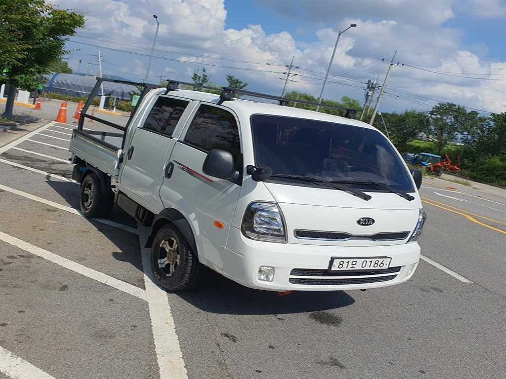 기아 더뉴봉고3 카고 4WD/1.0톤/더블캡/장축 GL라이트 사진 2/20