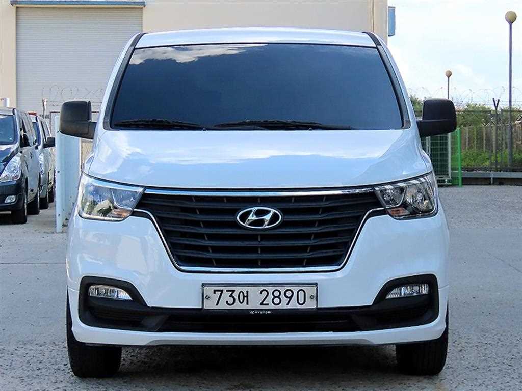 더 뉴 그랜드 스타렉스 2WD 웨건 12인승 스타일 2021년식
