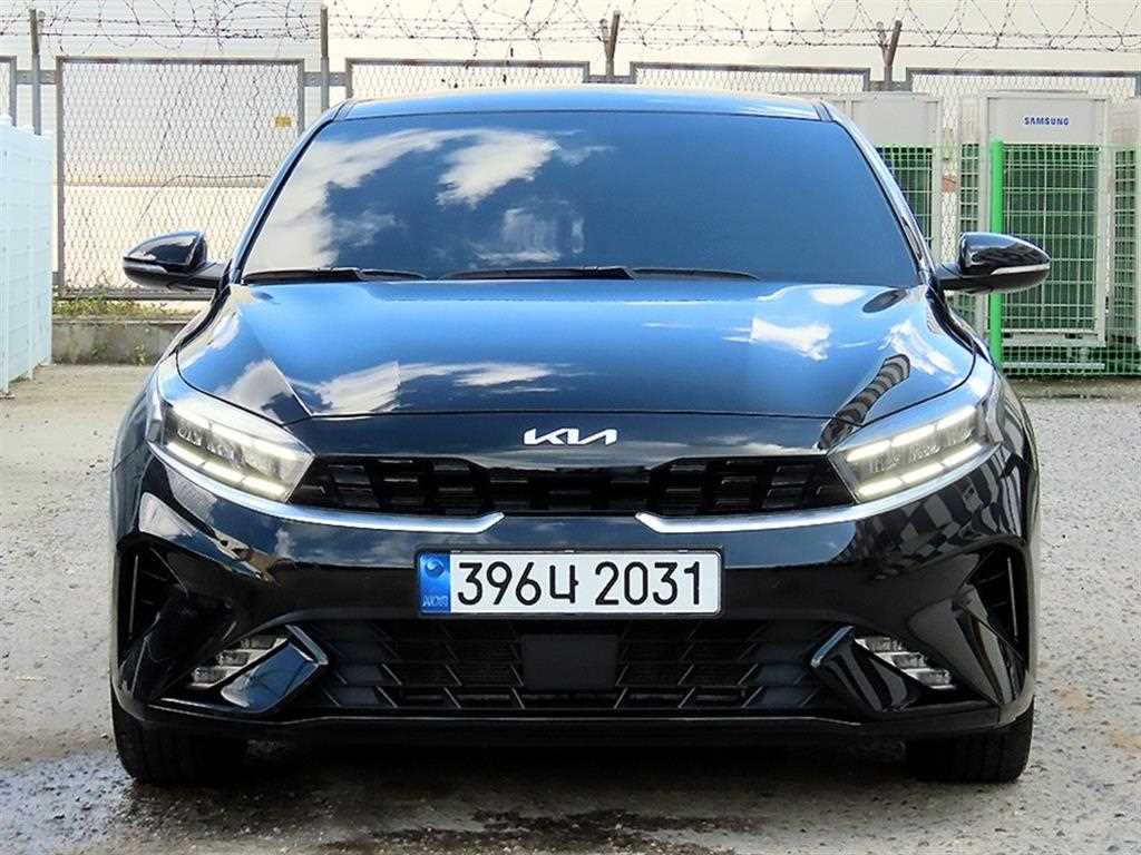 더뉴 K3 2세대 1.6 가솔린 시그니처 2024년식