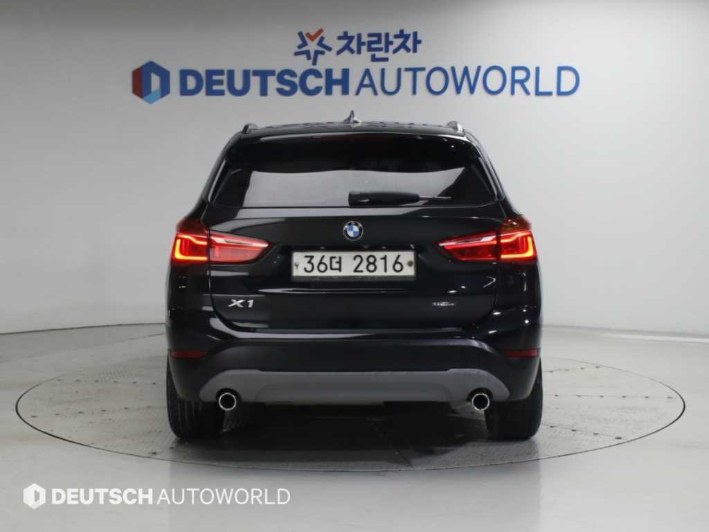 BMW X1 xDrive 18d 조이 사진 2/19
