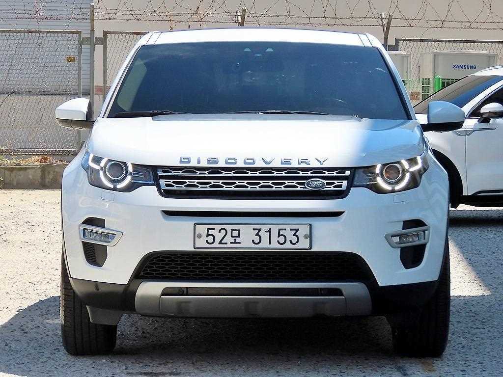디스커버리 스포츠 2.0 TD4 HSE 럭셔리 2019년식