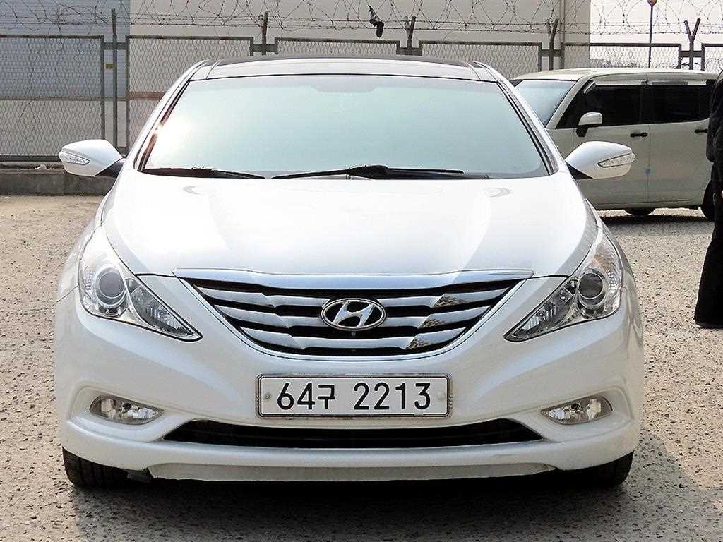 YF 쏘나타 F24 GDI 최고급형 2010년식