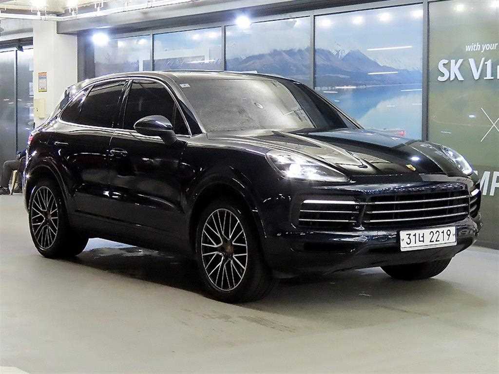 카이엔(PO536) 3.0 2019년식