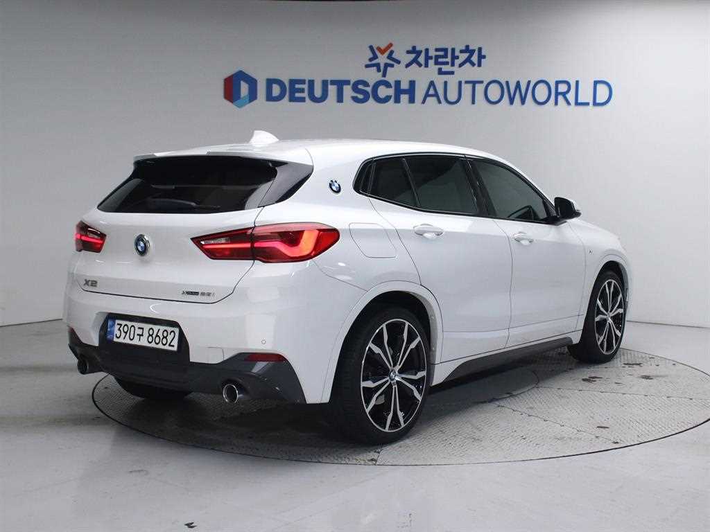 BMW X2 xDrive 25i M 스포츠 사진 2/20