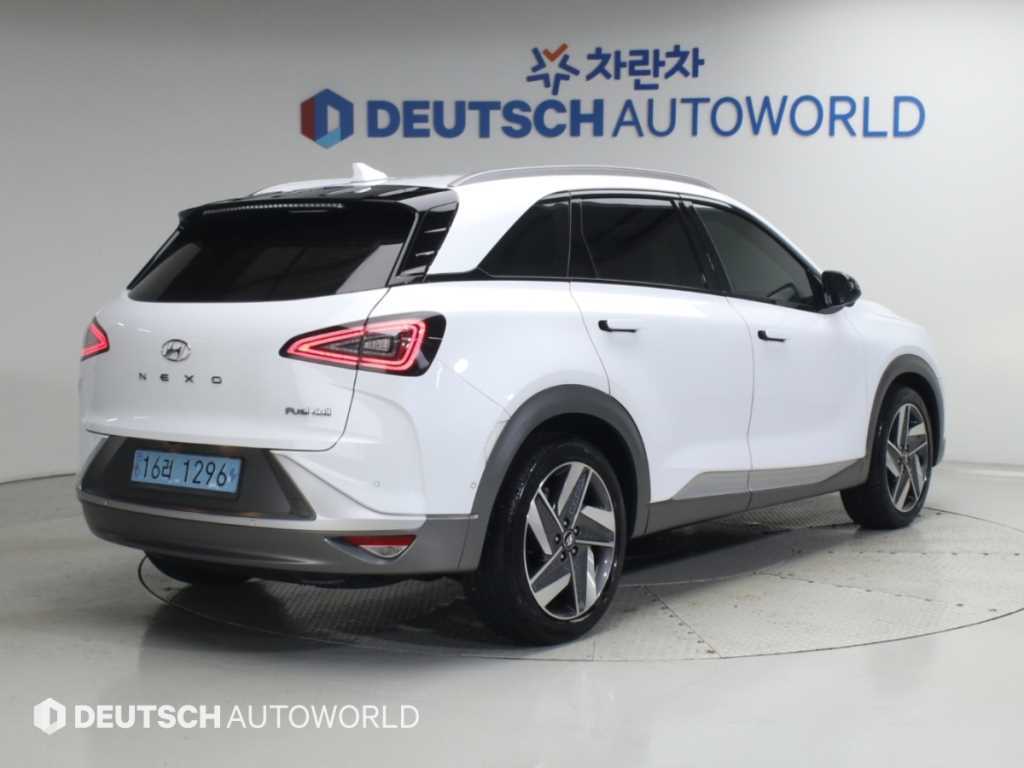현대 넥쏘 프리미엄 사진 2/20