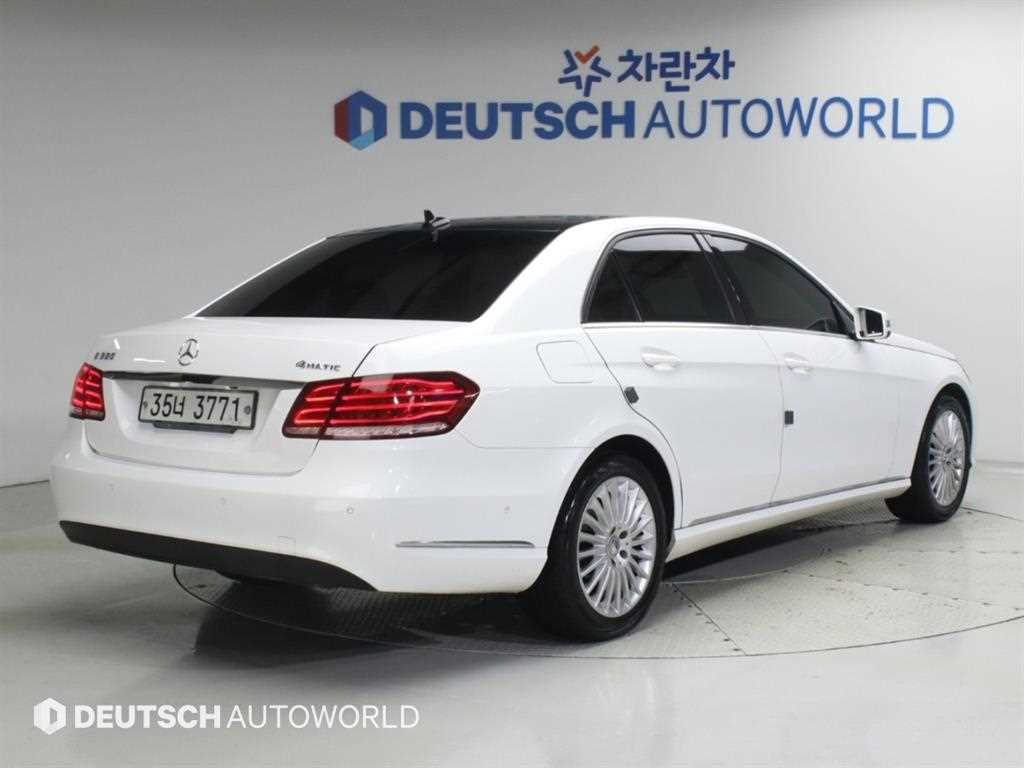 벤츠 E 클래스 E200 엘레강스 사진 2/20