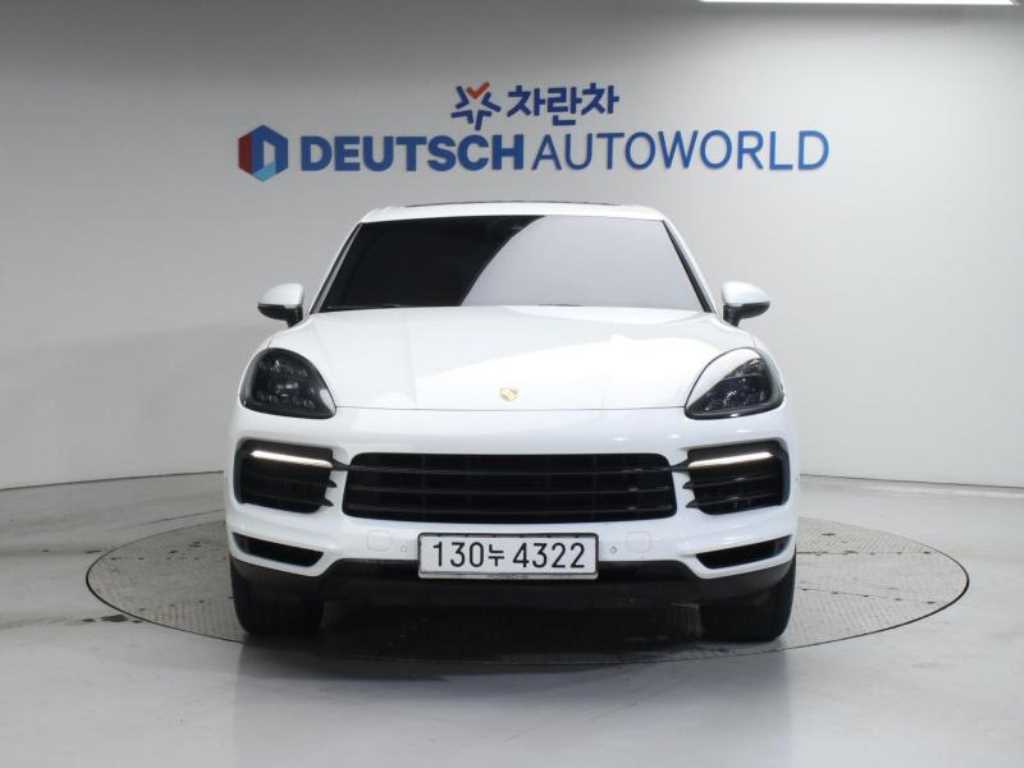 포르쉐 카이엔 3.0 사진 2/20