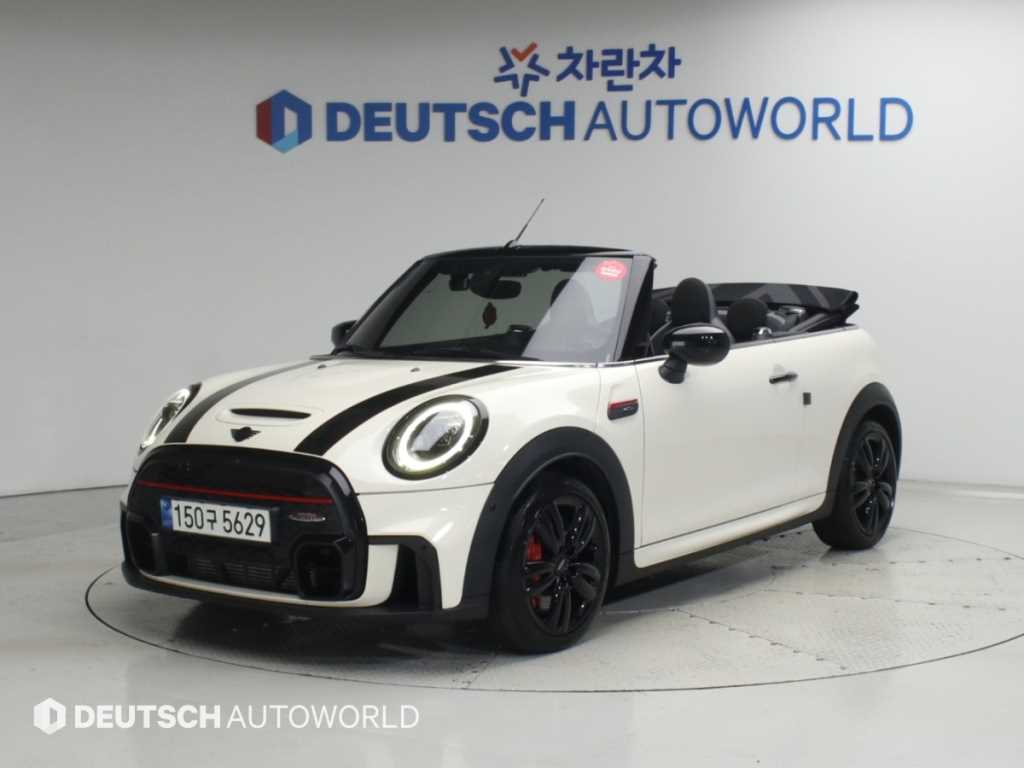 컨버터블 (F57) 2.0 쿠퍼 S JCW 2022년식