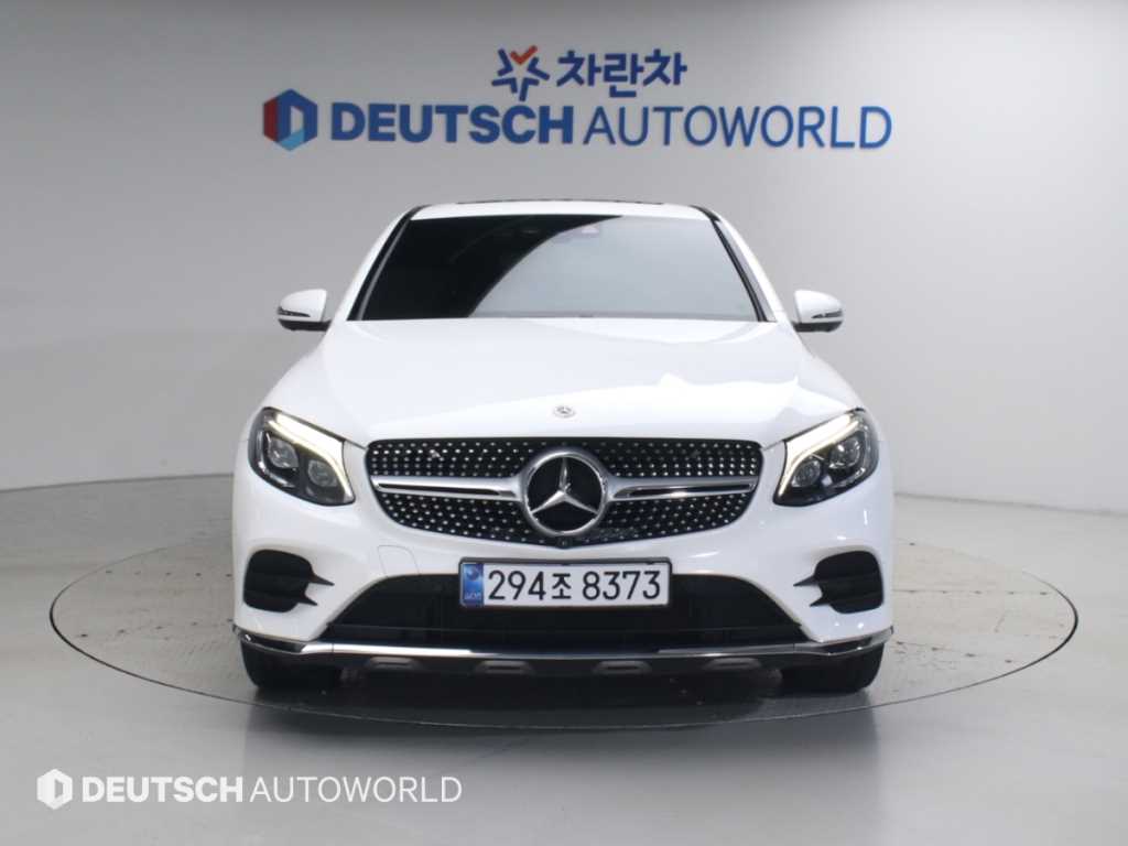 GLC클래스 X253 GLC 300 4MATIC AMG LINE 쿠페 2019년식