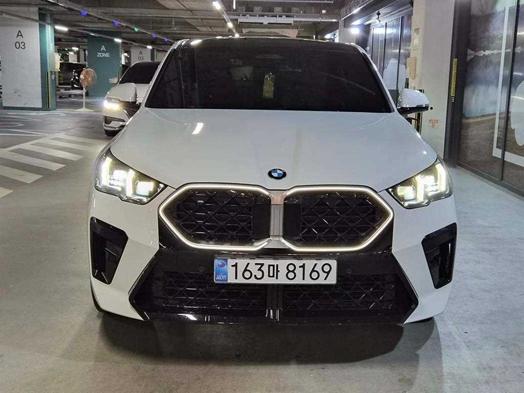 BMW X2 xDrive M35i 사진 2/20