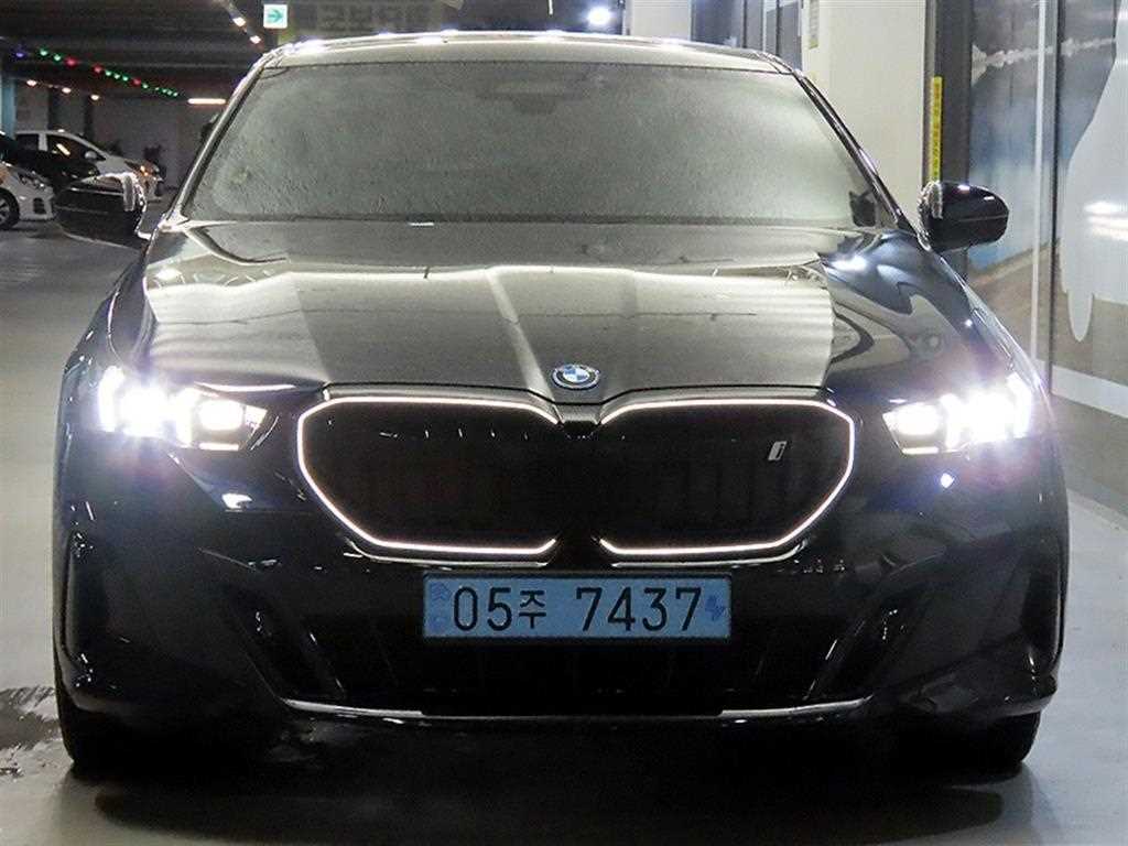 BMW i5 eDrive 40 M 스포츠 프로 사진 2/20