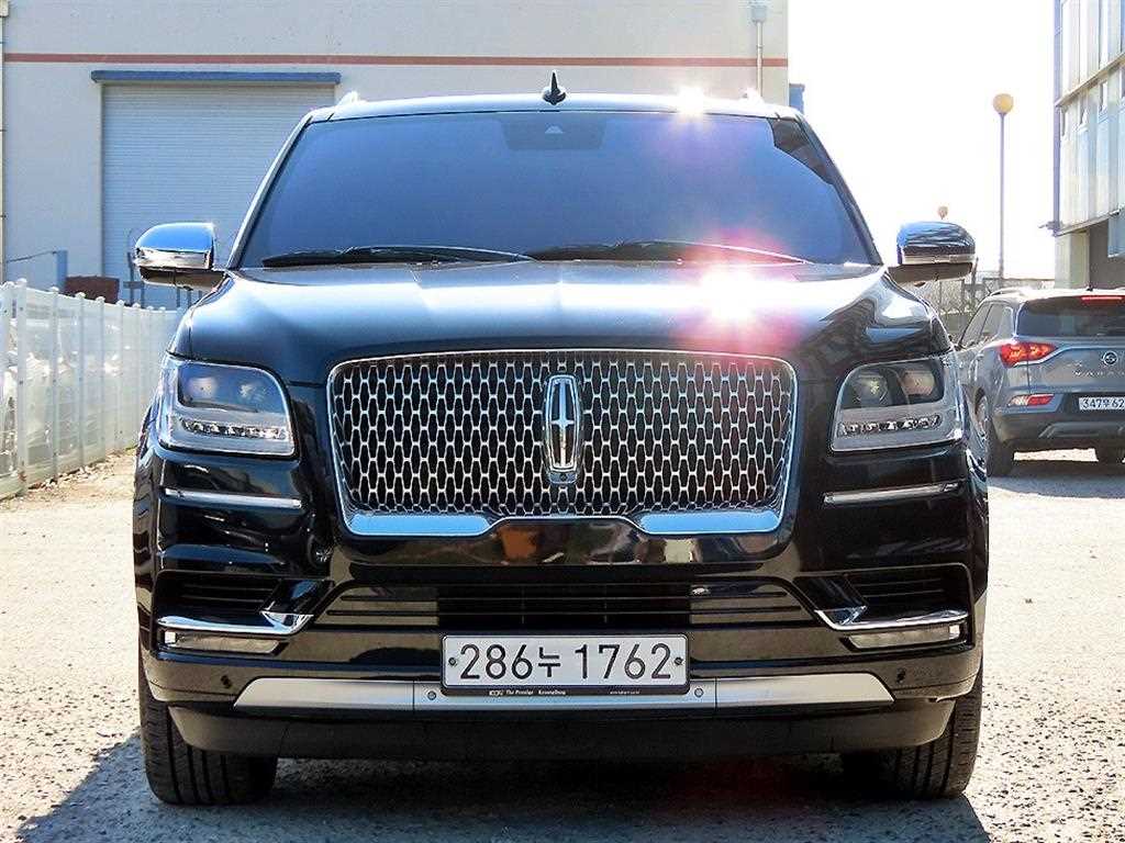 네비게이터 3.5 블랙 라벨 L 2020년식