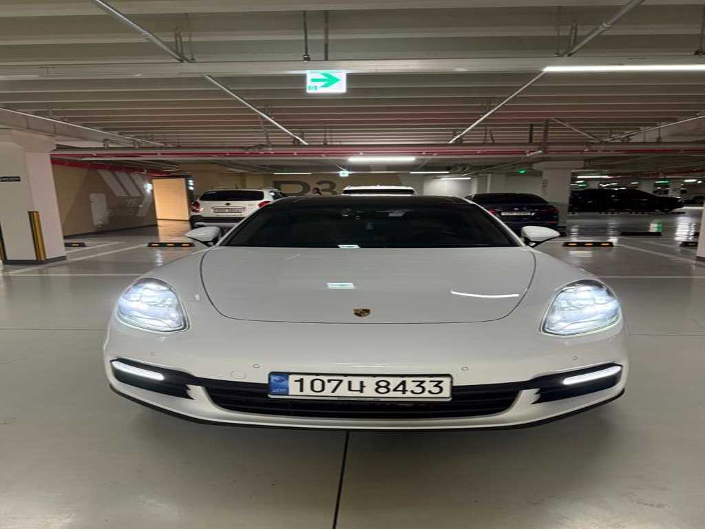 파나메라(971) 3.0 4 2018년식