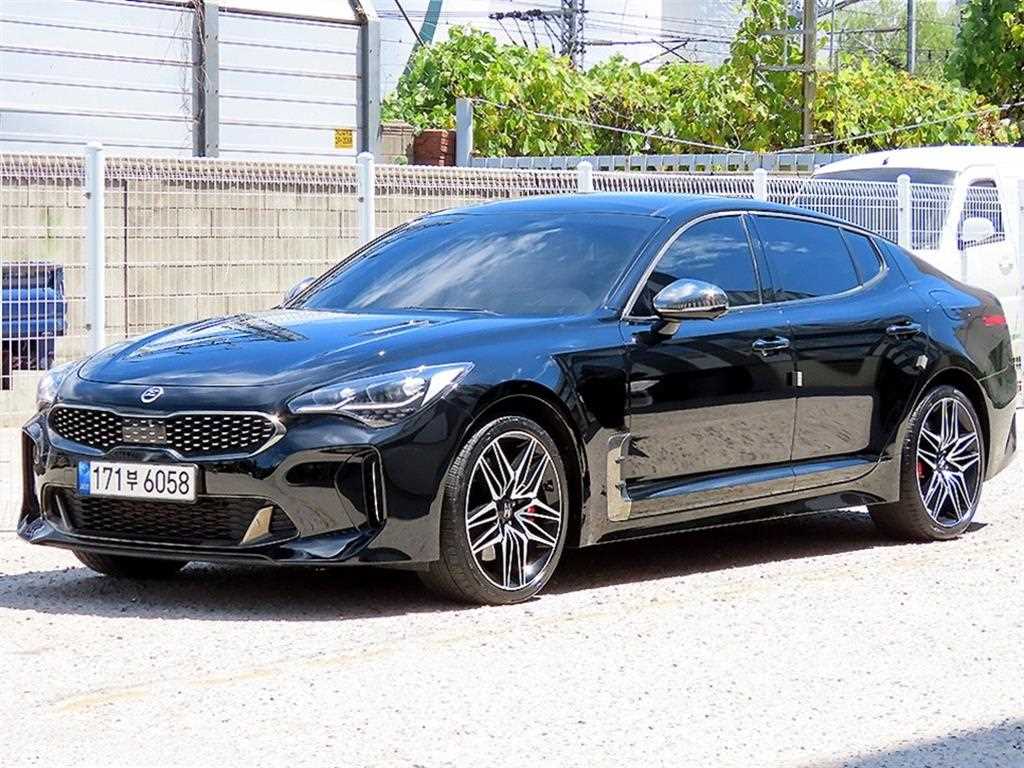 기아 스팅어 AWD 3.3 GT 사진 2/20