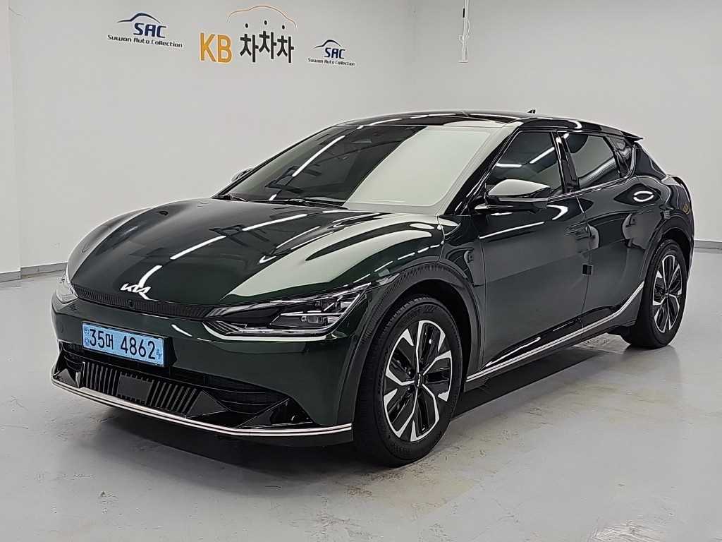 기아 EV6 스탠다드 어스 사진