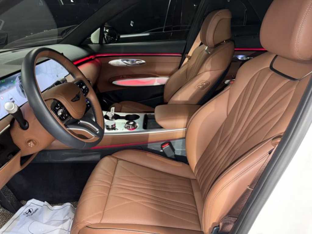 GV70 2.5T 가솔린 AWD 기본형 2025년식
