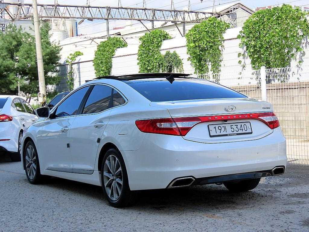 현대 그랜저 HG300 PREMIUM 사진 2/20