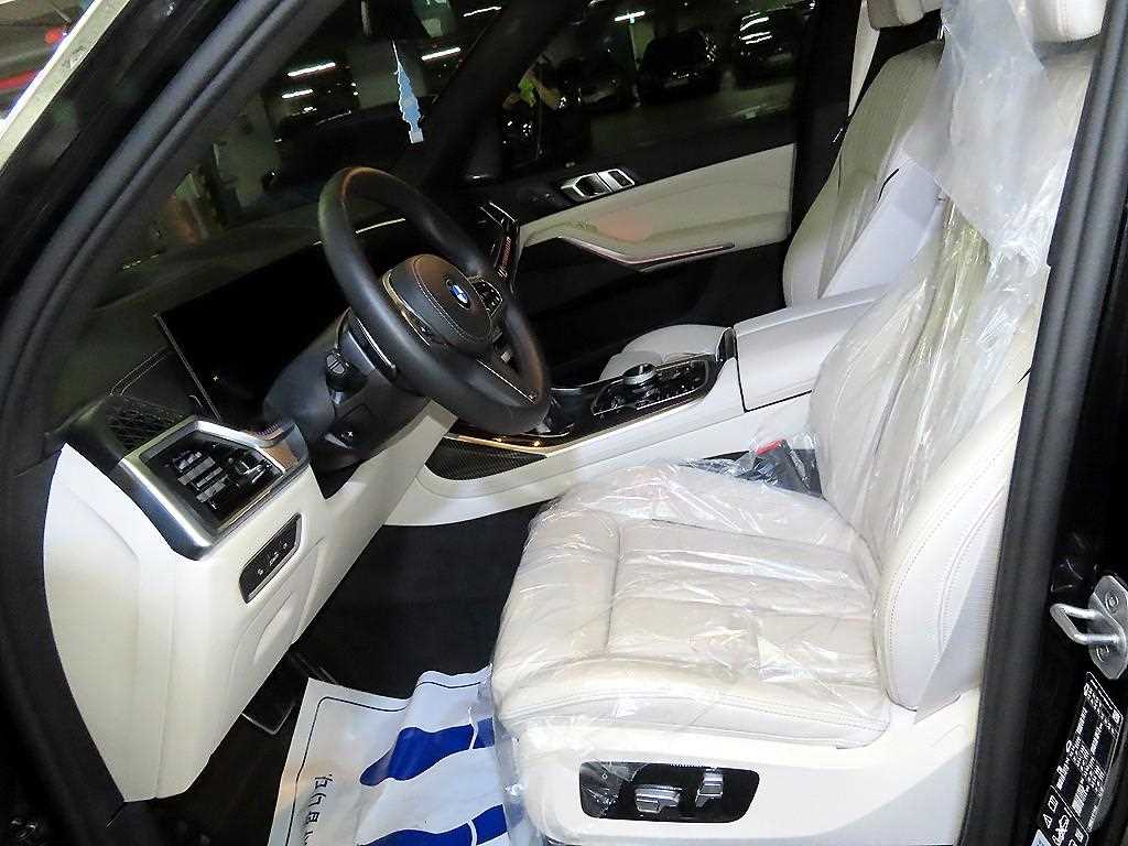 X7 (G07) xDrive 40i M 스포츠 2025년식
