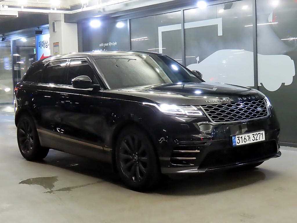 레인지로버 벨라 3.0 D300 R-다이나믹 SE 2018년식