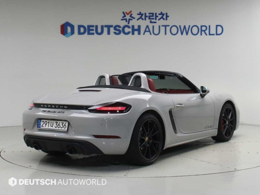 포르쉐 718 4.0 GTS 사진 2/20