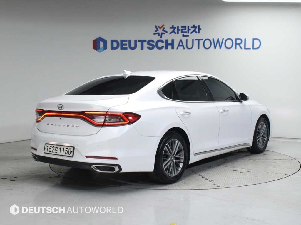 현대 그랜저 2.4 GDI 프리미엄 기본형 사진 2/20