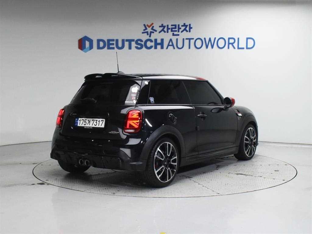 MINI 쿠퍼 JCW 팻 모스 에디션 사진 2/20
