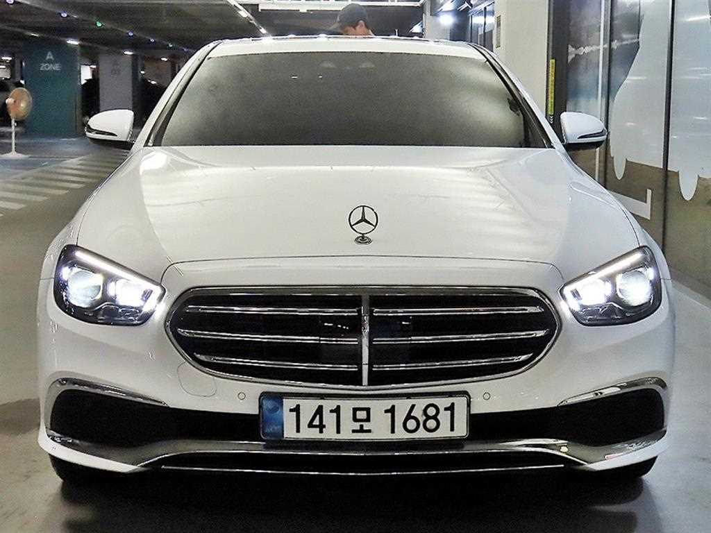 벤츠 E 클래스 E250 익스클루시브 사진 2/20