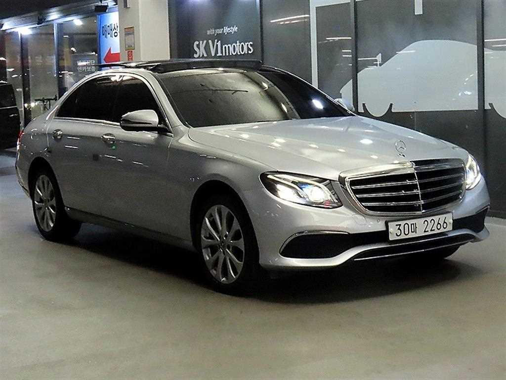 E-클래스 W213 E300 4MATIC 아방가르드 2019년식