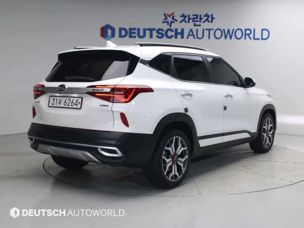 기아 셀토스 가솔린 1.6 터보 2WD 노블레스 사진 2/20