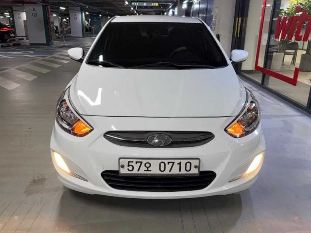 엑센트신형 1.4VVT 모던 2016년식