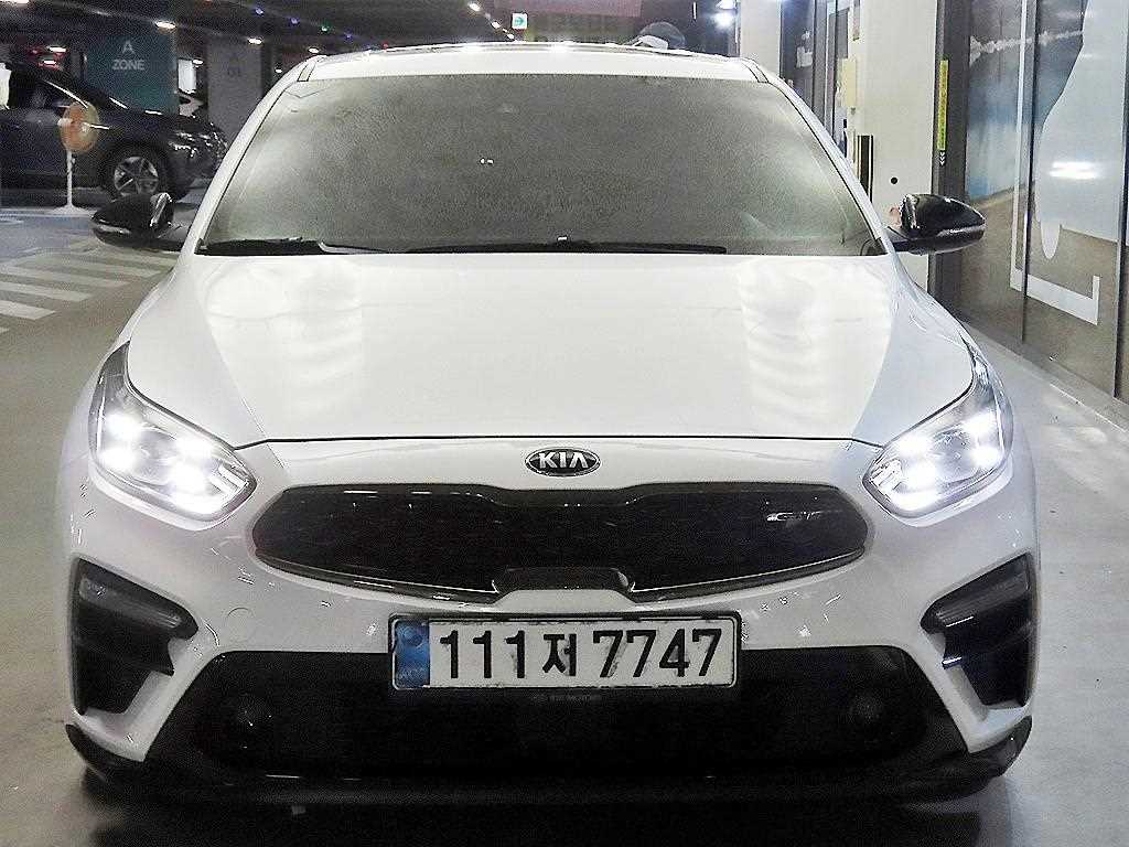기아 K3 5도어 GT 시그니처 사진 2/20