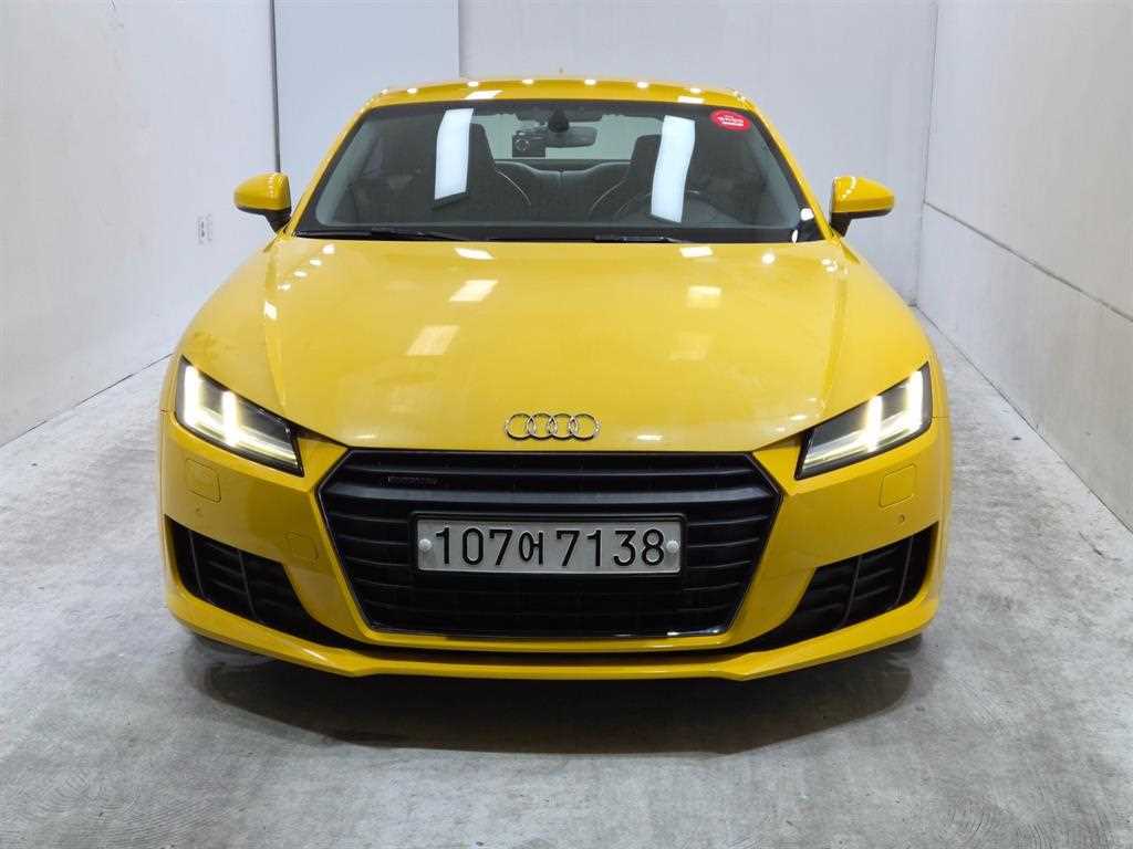 TT (8S) 쿠페 45 TFSI 콰트로 2016년식