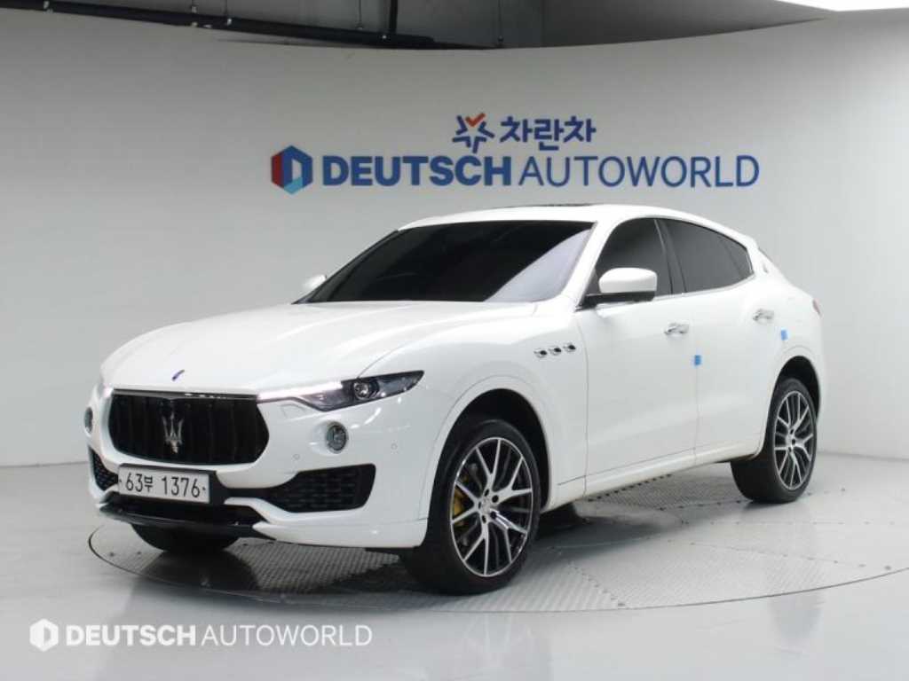 르반떼 3.0 AWD 2017년식