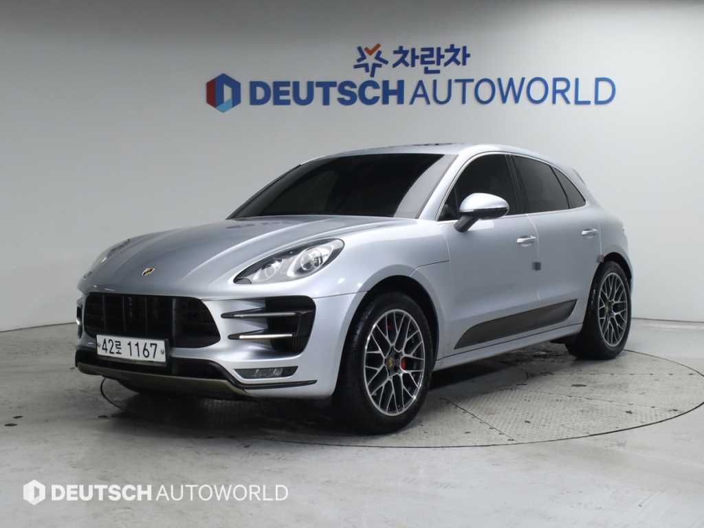 마칸 가솔린 3.6 터보 2015년식