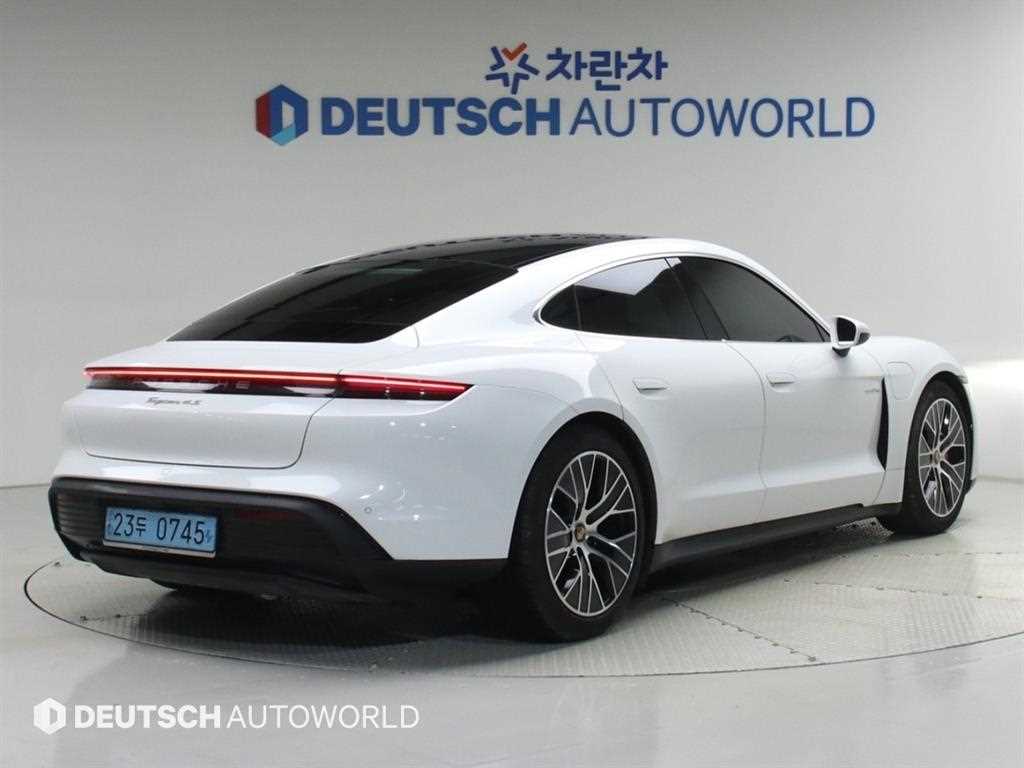 포르쉐 타이칸 4S 사진 2/20