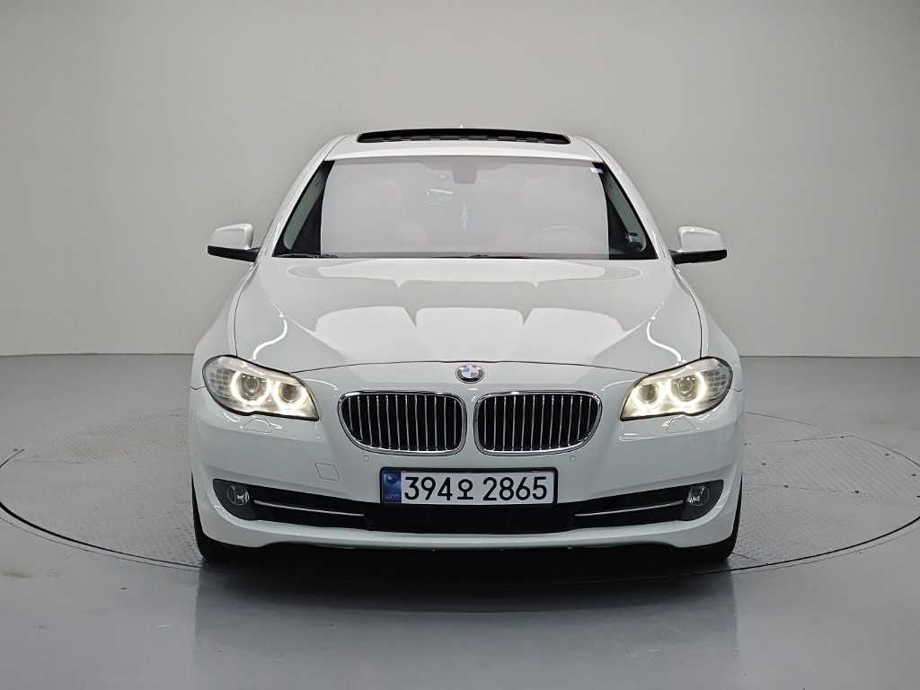 BMW 5시리즈 528i 사진 2/18