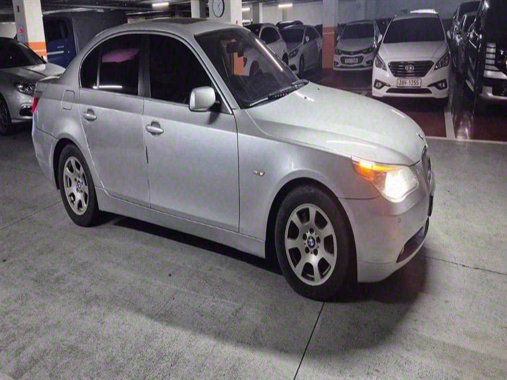 BMW 5시리즈 523i 사진 2/10