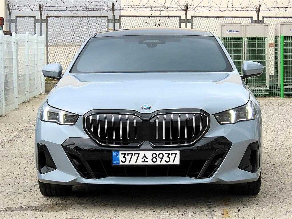 5시리즈 (G60) 530i xDrive M 스포츠 2025년식