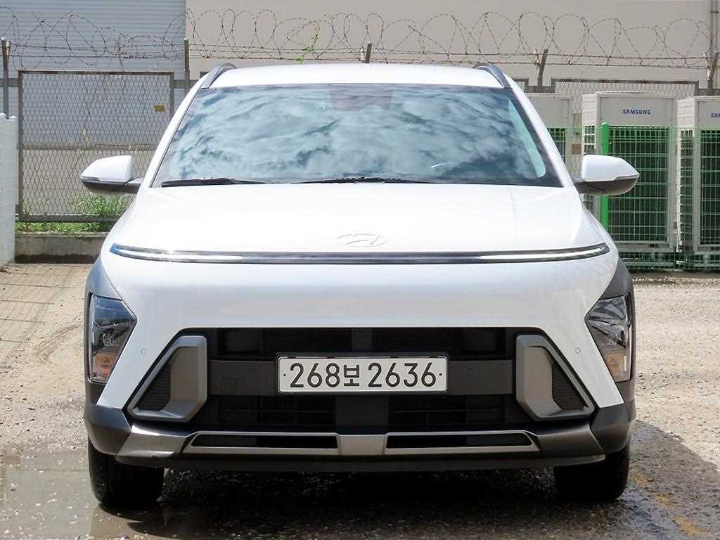 현대 코나 2.0 가솔린 2WD 프리미엄 사진