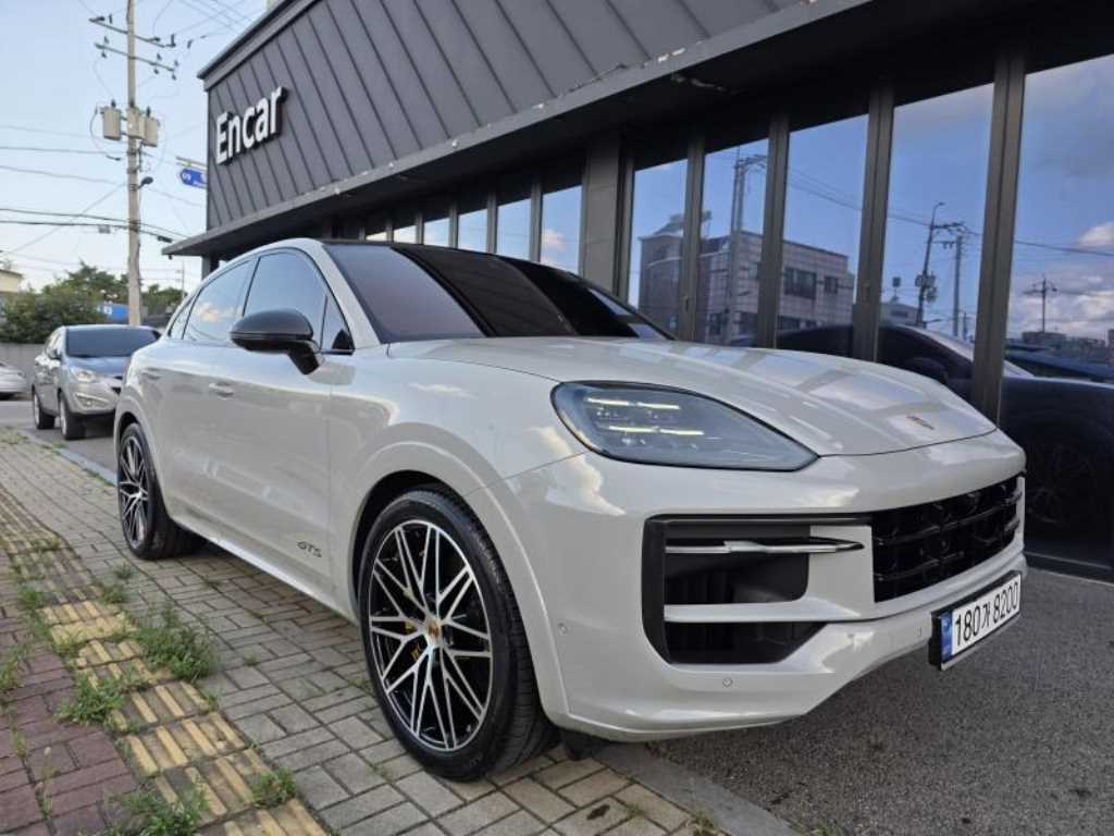 카이엔(PO536) 4.0 GTS 쿠페 2025년식