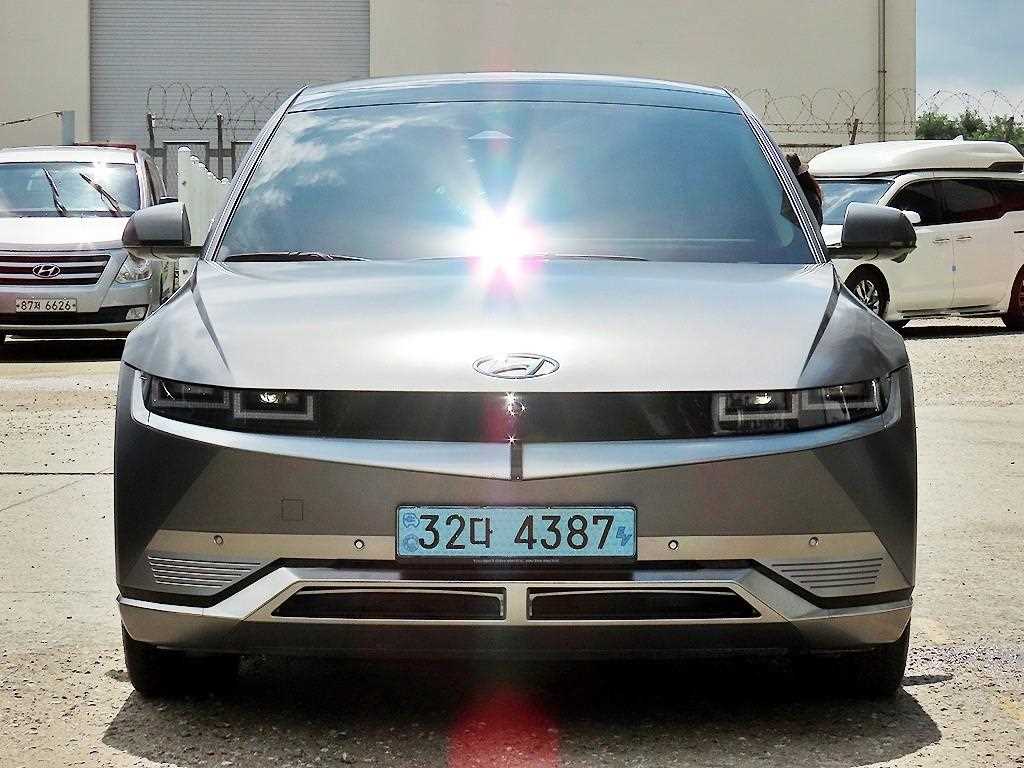 아이오닉 5 롱 레인지 4WD 프레스티지 2022년식