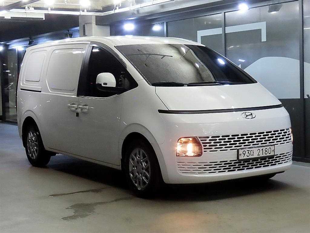 스타리아 2WD 디젤 카고 모던 3인승 2022년식