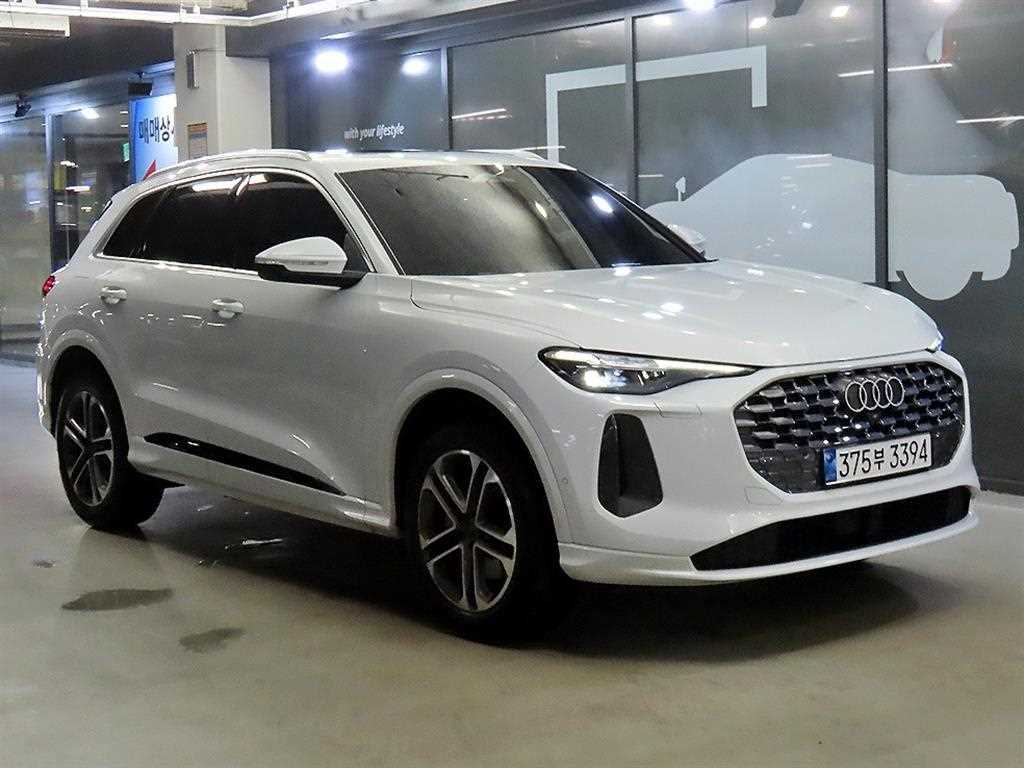 아우디 Q5 40 TFSI 콰트로 어드밴스드 사진 2/20