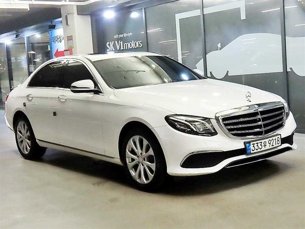 E-클래스 W213 E220d 4MATIC 아방가르드 2017년식
