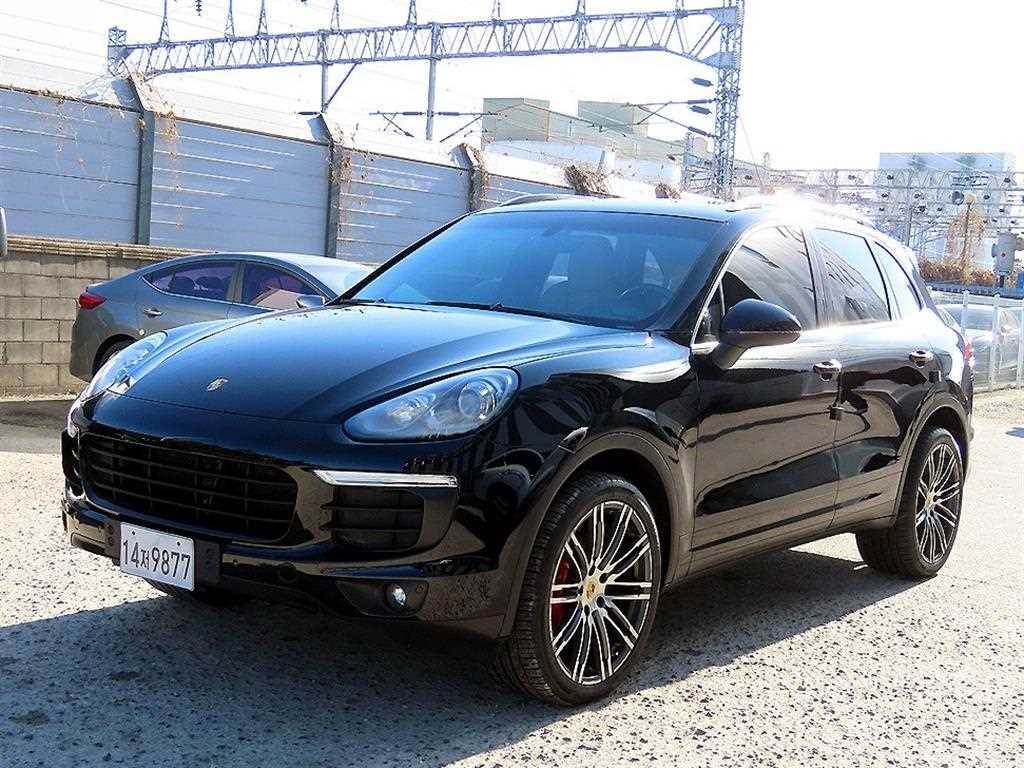 포르쉐 카이엔 3.6 VR6 사진 2/20