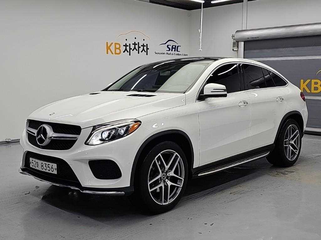 벤츠 GLE 클래스 GLE 350 d 4MATIC 쿠페 사진 2/19